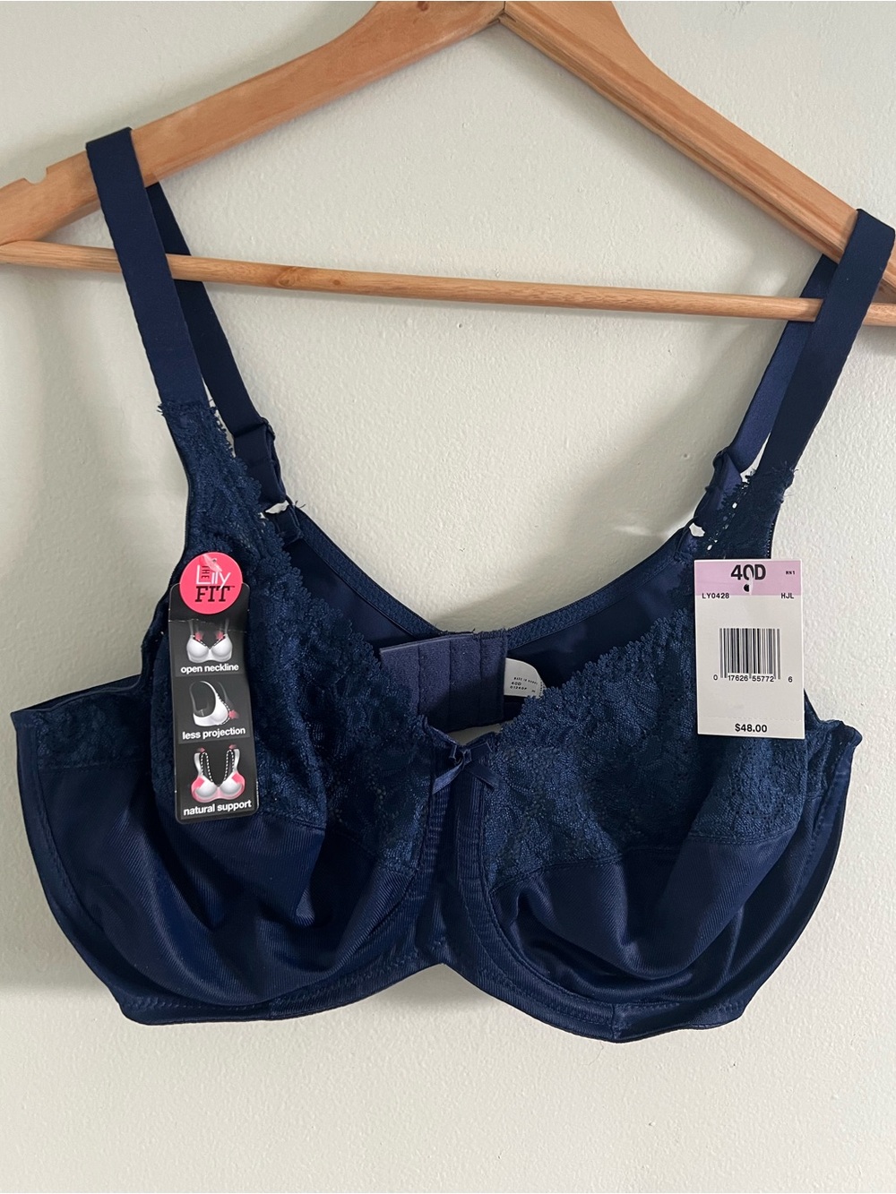 Lilyette By Bali 40D Navy Blue Full Coverage Lace Trim Bra LY0428
New With Tags